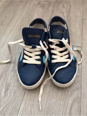 Soludos Kids Navy Sneakers with Cream Laces and Multicolor Stripe